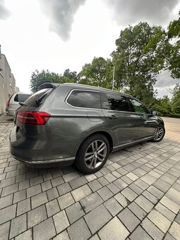 VW Passat B8 Variant 2.0 TDI DSG Highline - 5