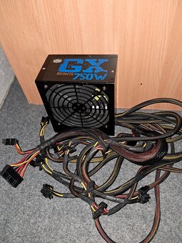 Cooler Master GX BRonze 750w - 5