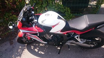 Honda CBR650FA - 5