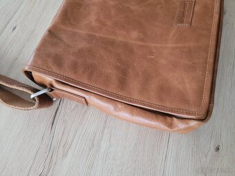 Kožená brašňa Dbramante1928 na notebook - MacBook Pro 14“ - 5