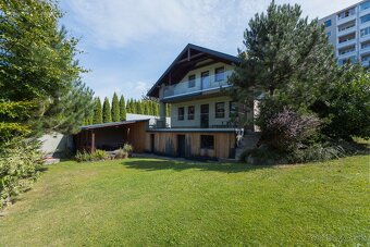 Jedinečná rodinná vila v meste Dolný Kubín s krásnym pozemko - 5