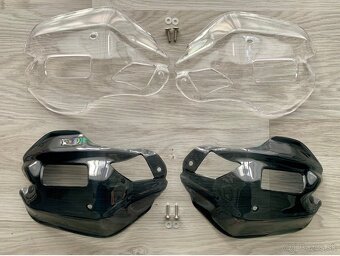 Deflektor na riaditka Honda - 5