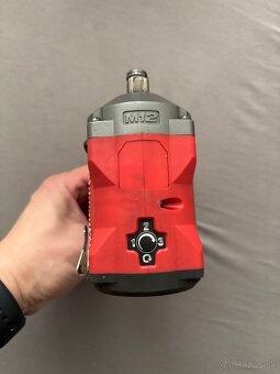 Milwaukee M12 FIWF12 Rázový uťahovák - 5