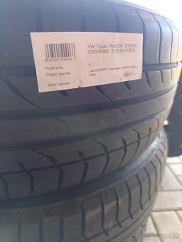 215/60R17 96H - 5