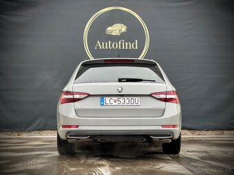 ŠKODA SUPERB COMBI SPORTLINE 2.0TSI 162KW/220PS 2018 - 5