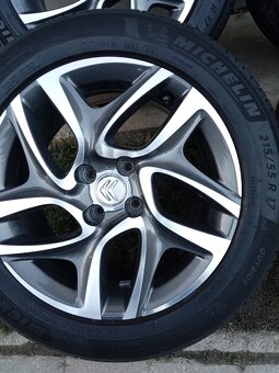 Citroen 17"4x108..215/55 R17 .. snímače originál hliníkové - 5