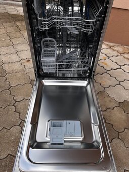 Umývačka riadu Indesit DSFE 1B10 S - 5