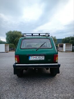 Lada Niva 1.7i 4x4 - 5