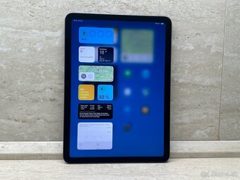 Apple iPad Air 5 64GB Wi-Fi Space Grey - 5