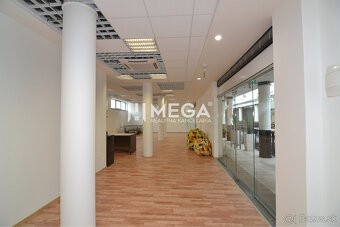 NOVÁ ZNÍŽENÁ CENA NA PRENÁJOM PRIESTOR 108,5 m² v OC Avenue - 5