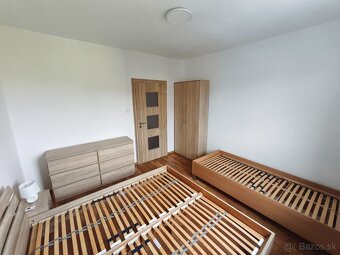 Ponúkam na prenájom 2-izbový byt v meste Krompachy - 5