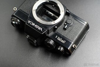 Yashica FR1 + Tokina EL 28mm f2.8 - 5