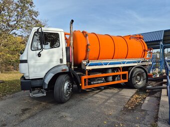 Mercedes Benz SK 1824 - 5
