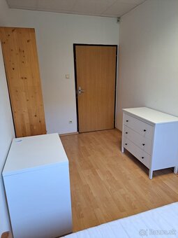 Ponúkame na prenájom izbu - 5