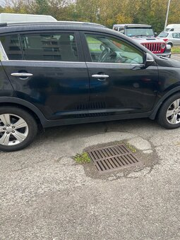 Predam Kia sportage 1,7crdi - 5
