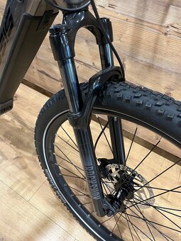 Dámsky elektrobicykel CRUSSIS e-GUERA 9.10 NOVÝ - 5