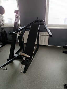 Fitness stroje značky LAX - 5