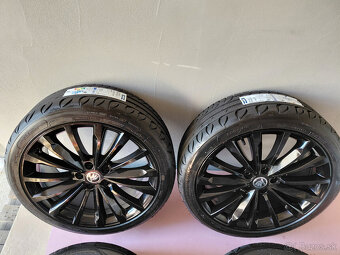 19" Skoda Superb Trinity/Phoenix - 5