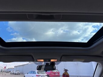 Mitsubishi Outlander 2,2 DI-D 4x4 7-miestny - 5