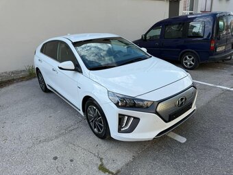 Hyundai Ioniq Facelift 40KWh Electric model: 2021 - 5