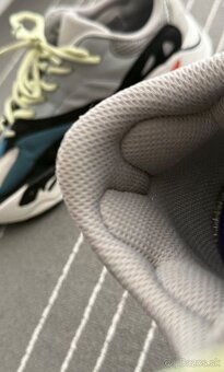 Predám Adidas yeezy 700 wave runner - 5