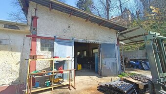 Viacúčelový objekt vhodný na podnikanie v obci Vyhne - 5