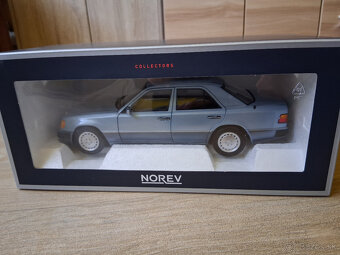 Mercedes-Benz 1:18 - 5