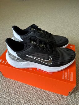 Bezecke tenisky Nike Winflo - 5