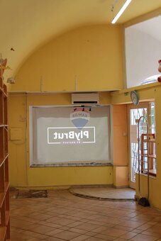 Prenájom obchodných priestorov na Dolnej ulici v Banskej Bys - 5