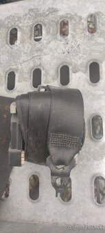 spolujazdcov bezpečnostný pás na škoda Fabia rok 2004 - 5