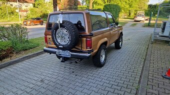 FORD BRONCO II 2.9benz AUTOMAT 4x4 - 5