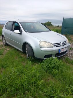Golf 5 - 5