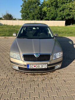 Octavia 2 1.9tdi 2005 - 5