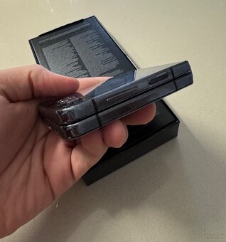 Samsung Galaxy Z Flip 5 - 5