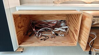 Tv skrinka 40x180 ikea Besta upravena - 5