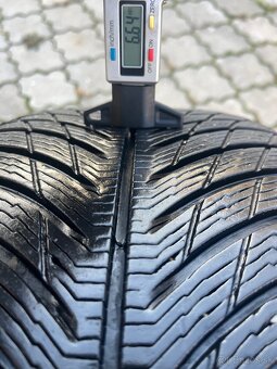 245/45 R18 Zimne Michelin Top Stav - 5