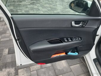 Predám Kia Optima 1,7 CRDi Platinum - 5