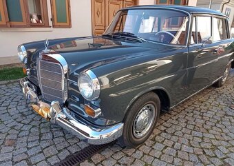 Mercedes-Benz E W110 200D - 5