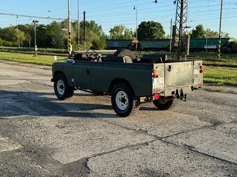 LAND ROVER SERIES 3 109” - 5