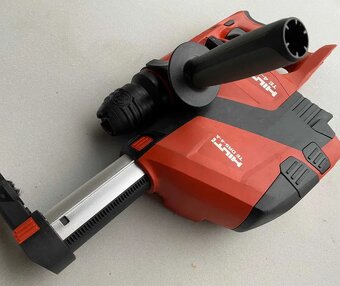 Hilti TE 4-22A – aku vŕtacie kladivo, výborný stav, - 5
