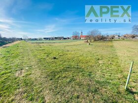 Exkluzívne APEX reality záhrada 1500 m2 v Dvorníkoch - 5