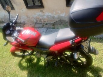 Honda CBF125M - 5