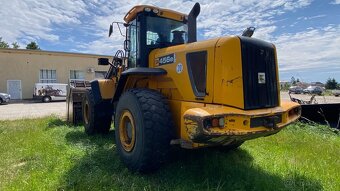 kolesový čelný nakladač JCB 456 - 5