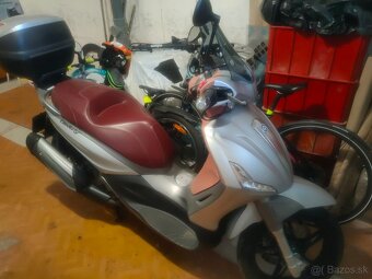 Piaggio beverly BV350 SportTourer - 5