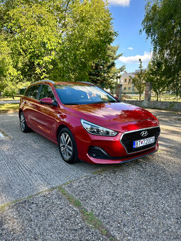 Hyundai i30 CW Kombi 1.4 T-GDi Slovensko - 5