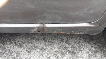 Predám Fiat punto 1.3jet 2009 - 5