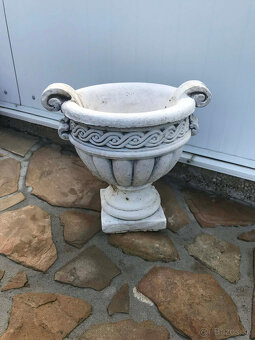 zahradny kvetinac - v antickom štýle - 5