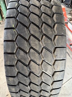 Pneumatiky 385/65 r22,5 - 5