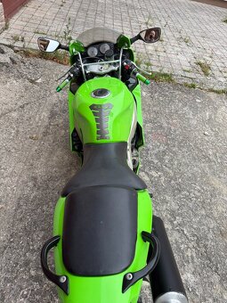 Kawasaki ZX6R Ninja - 5