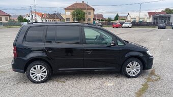 Volkswagen Touran 1,9 tdi - 5